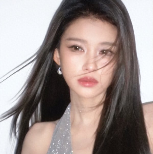 股票配资官方平台 有黑历史也想翻红？3位女星上《浪姐》被骂，人品、实力都堪忧